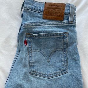 Levi’s Premium Wedgie jeans